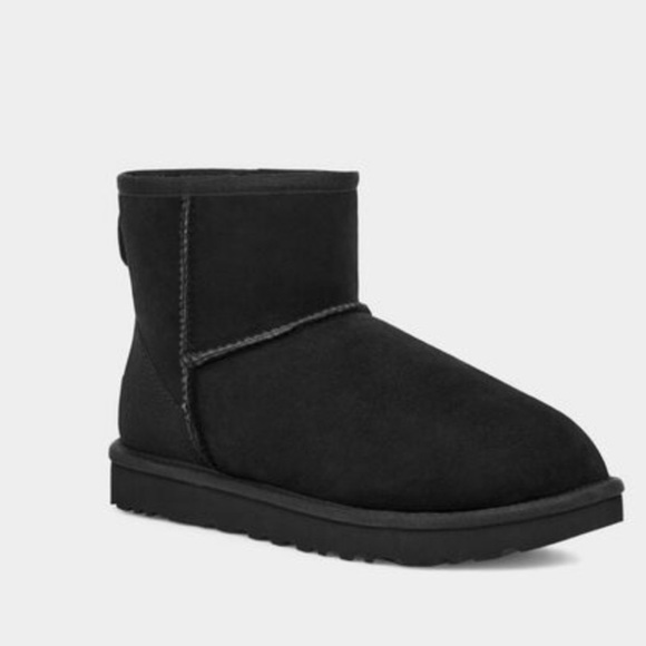 UGG Classic Mini II Genuine Shearling Lined Boot, BLACK SIZE 6 US   0398 - Picture 2 of 12